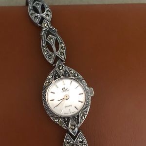 Vintage Marcasite Studded Cenere Quartz wristwatch